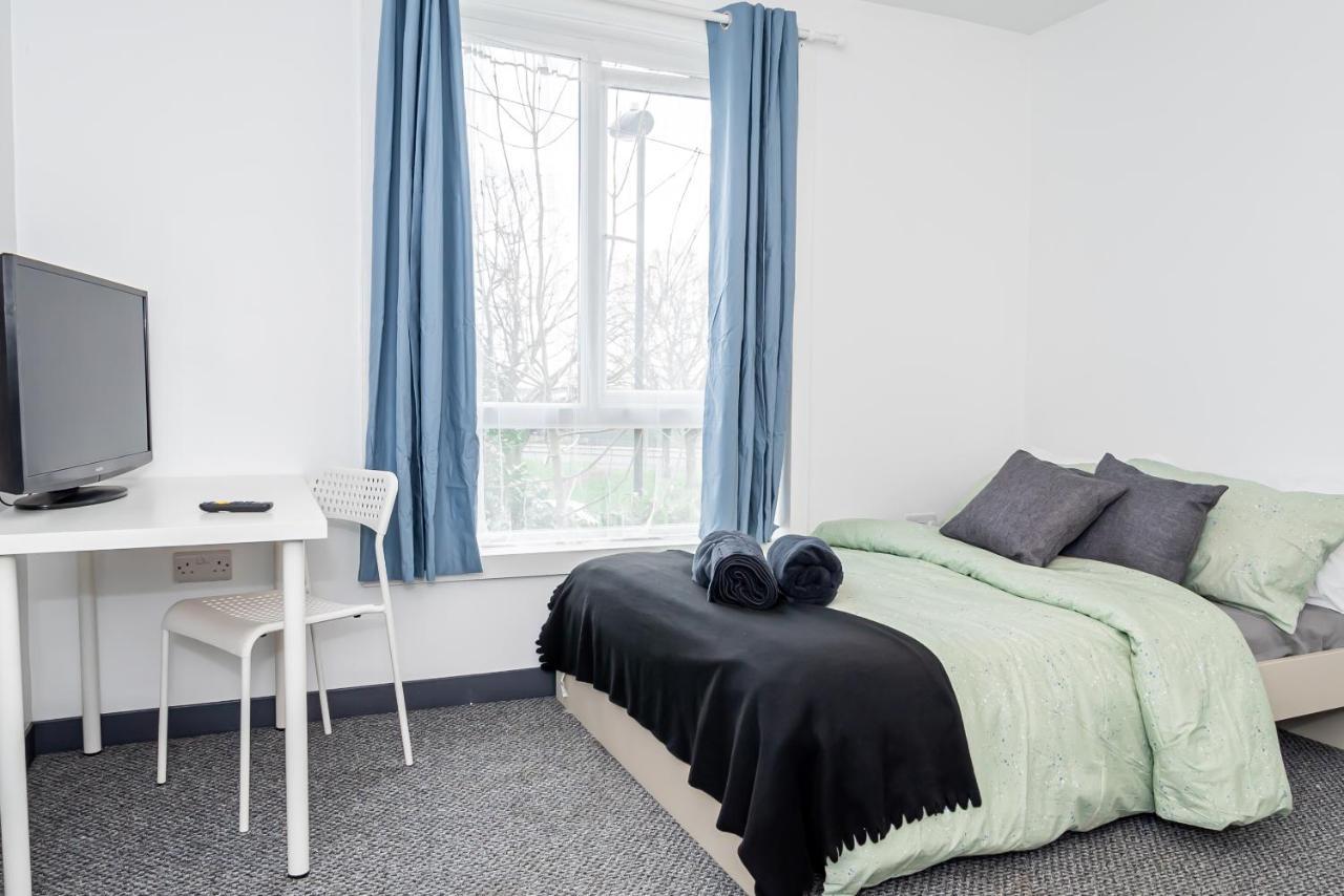 Shirley House 3, Guest House, Self Catering, Self Check In With Smart Locks, Use Of Fully Equipped Kitchen, Close To City Centre, Ideal For Longer Stays, Walking Distance To Bat, 20 Min Drive To Fawley Refinery, Excellent Transport Links Southampton Exteriér fotografie