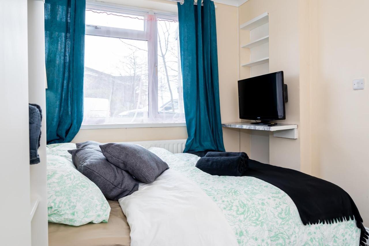 Shirley House 3, Guest House, Self Catering, Self Check In With Smart Locks, Use Of Fully Equipped Kitchen, Close To City Centre, Ideal For Longer Stays, Walking Distance To Bat, 20 Min Drive To Fawley Refinery, Excellent Transport Links Southampton Exteriér fotografie