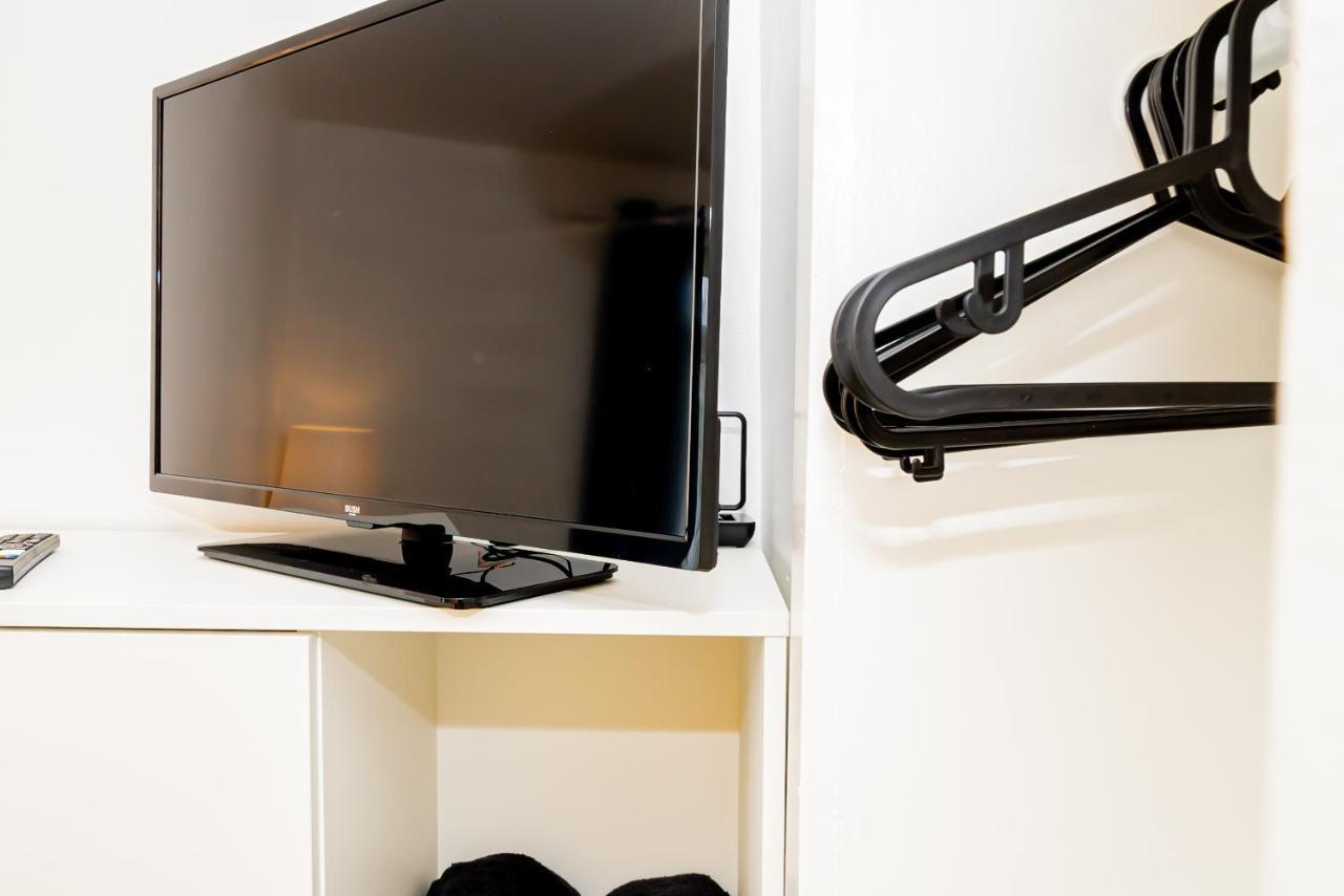 Shirley House 3, Guest House, Self Catering, Self Check In With Smart Locks, Use Of Fully Equipped Kitchen, Close To City Centre, Ideal For Longer Stays, Walking Distance To Bat, 20 Min Drive To Fawley Refinery, Excellent Transport Links Southampton Exteriér fotografie