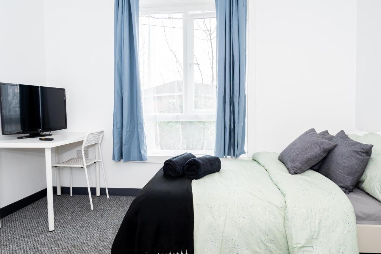 Shirley House 3, Guest House, Self Catering, Self Check In With Smart Locks, Use Of Fully Equipped Kitchen, Close To City Centre, Ideal For Longer Stays, Walking Distance To Bat, 20 Min Drive To Fawley Refinery, Excellent Transport Links Southampton Exteriér fotografie