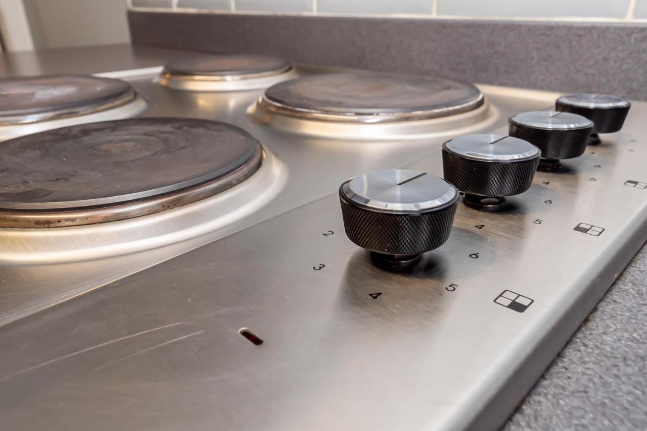 Shirley House 3, Guest House, Self Catering, Self Check In With Smart Locks, Use Of Fully Equipped Kitchen, Close To City Centre, Ideal For Longer Stays, Walking Distance To Bat, 20 Min Drive To Fawley Refinery, Excellent Transport Links Southampton Exteriér fotografie