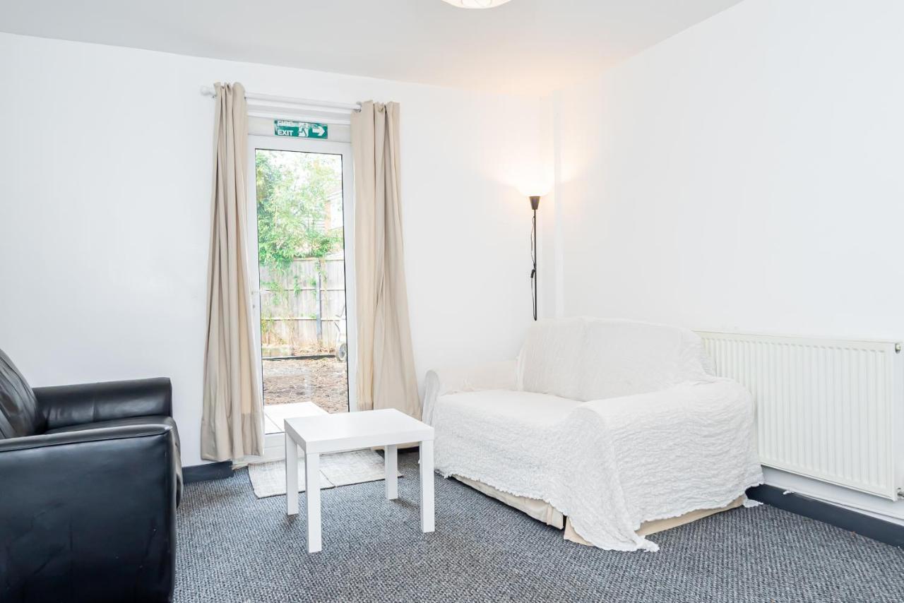 Shirley House 3, Guest House, Self Catering, Self Check In With Smart Locks, Use Of Fully Equipped Kitchen, Close To City Centre, Ideal For Longer Stays, Walking Distance To Bat, 20 Min Drive To Fawley Refinery, Excellent Transport Links Southampton Exteriér fotografie