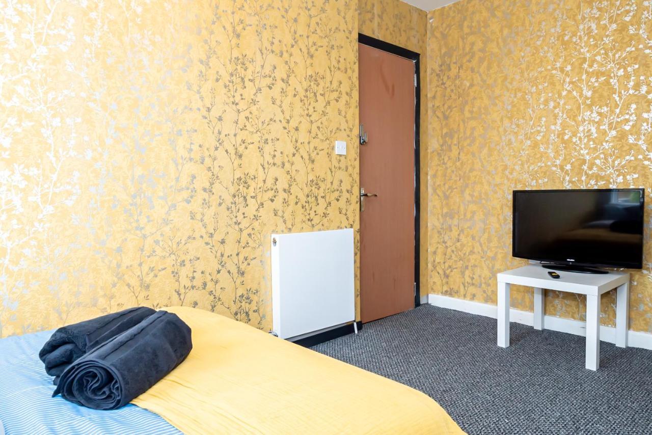 Shirley House 3, Guest House, Self Catering, Self Check In With Smart Locks, Use Of Fully Equipped Kitchen, Close To City Centre, Ideal For Longer Stays, Walking Distance To Bat, 20 Min Drive To Fawley Refinery, Excellent Transport Links Southampton Exteriér fotografie